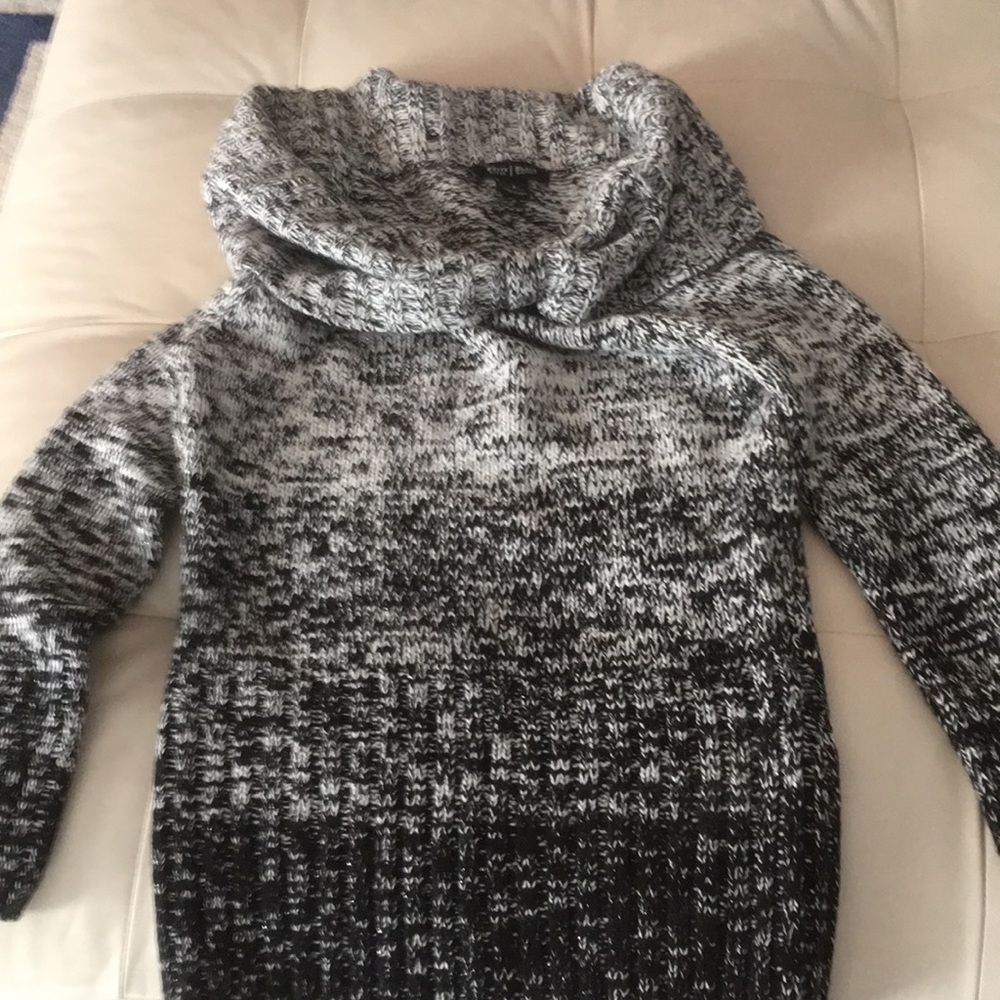 Nice mid-weight acrylic sweater.